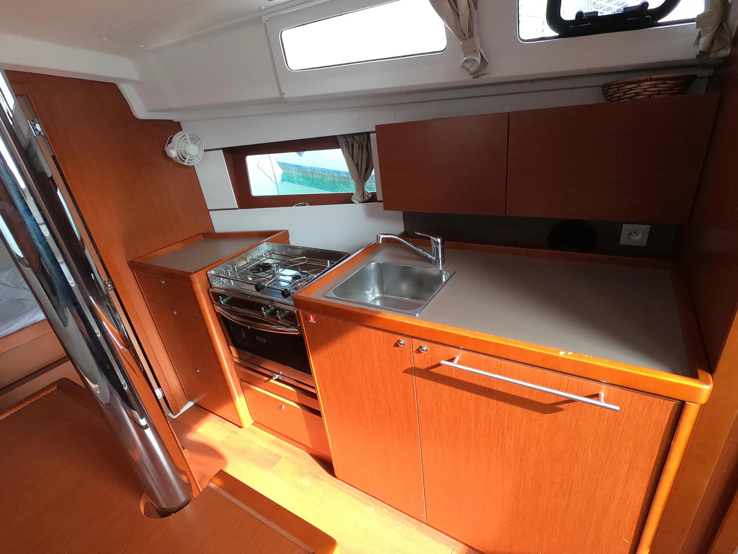 Oceanis 35.1 (Abeona)  - 7