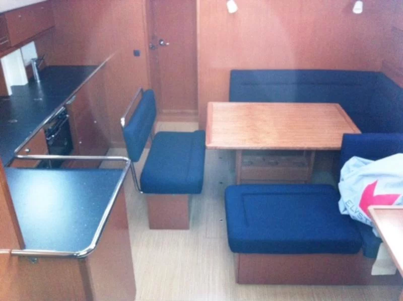 Bavaria Cruiser 45 (PASO DOBLE I) Interior image - 11