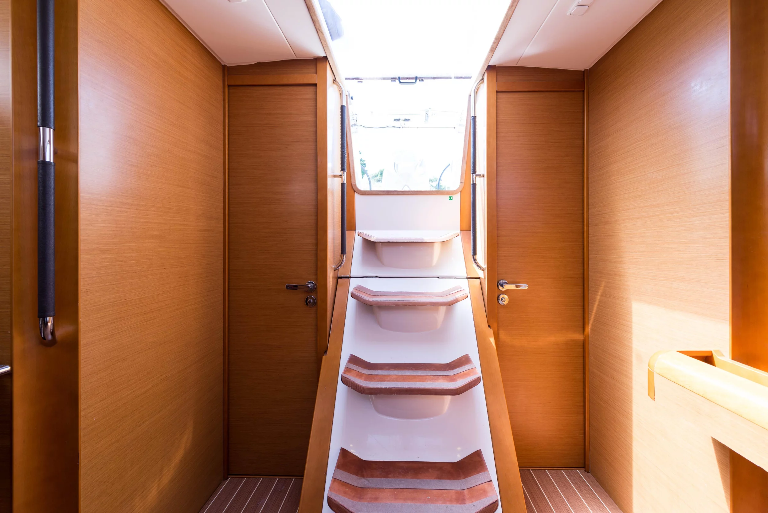 Jeanneau Sun Odyssey 469 (Vega)  - 39