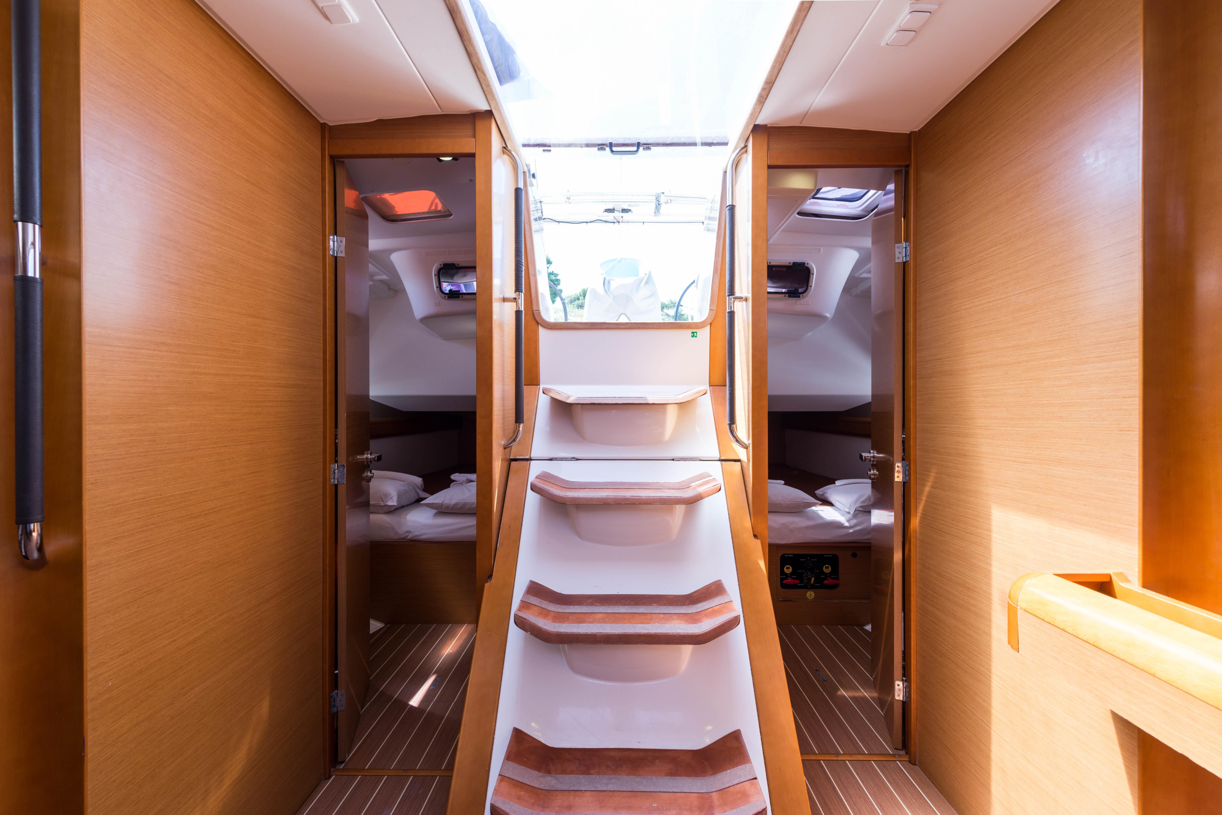 Photo #14 - Jeanneau Sun Odyssey 469 (Vega) en Lefkada - 6027