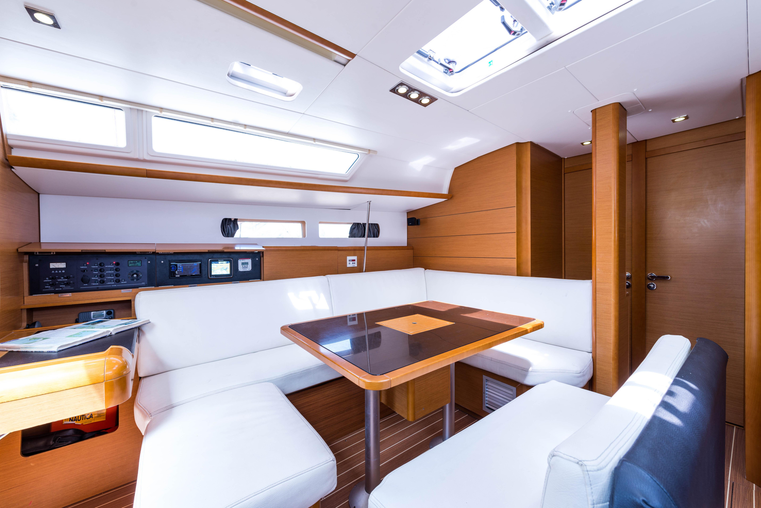 Photo #7 - Jeanneau Sun Odyssey 469 (Vega) en Lefkada - 6027