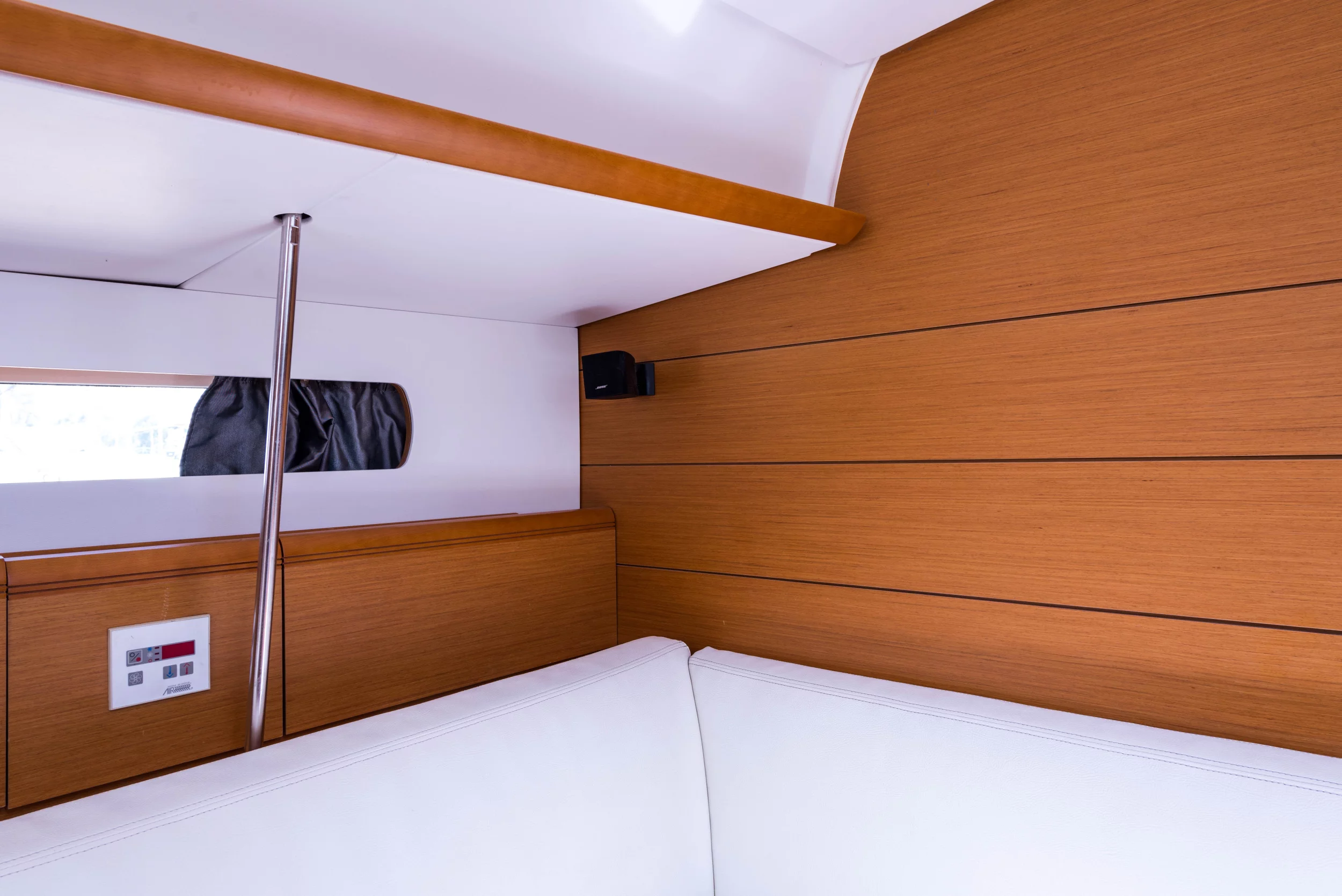 Jeanneau Sun Odyssey 469 (Vega)  - 3