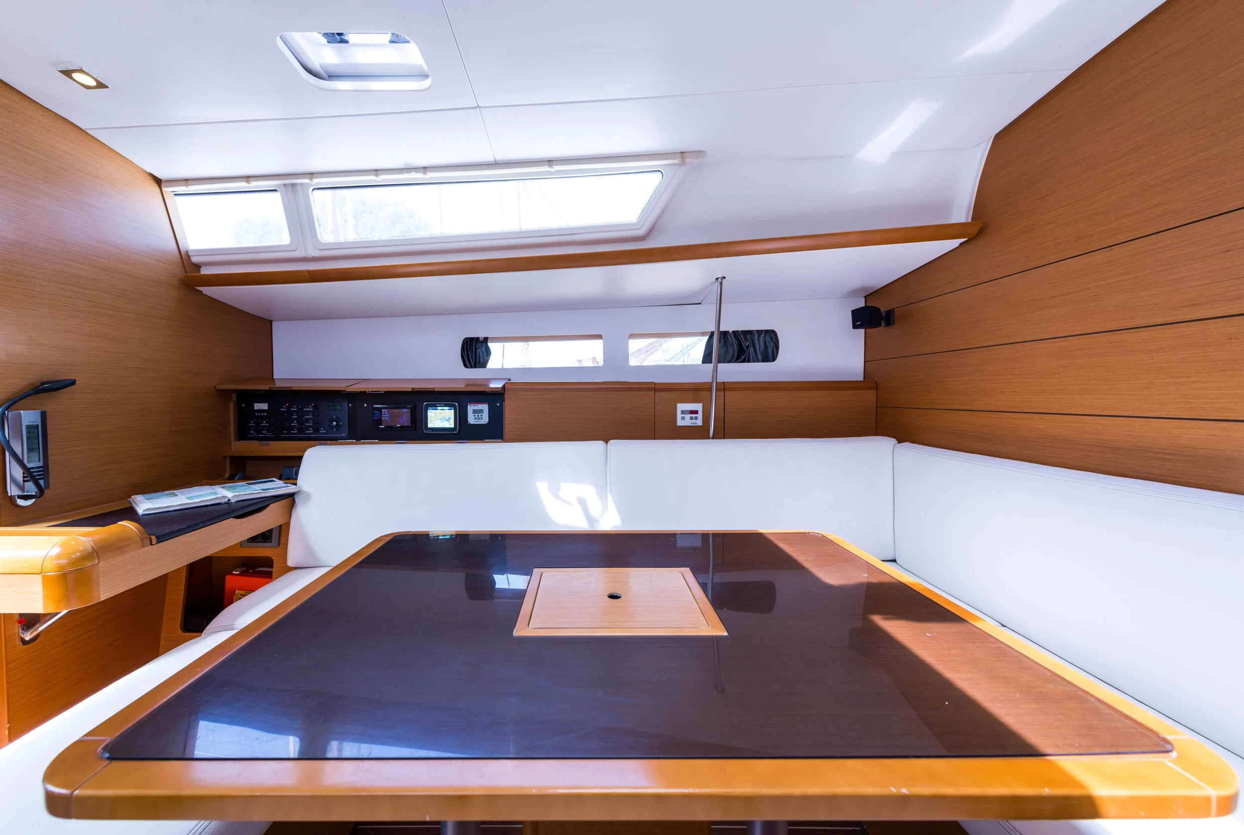 Jeanneau Sun Odyssey 469 (Vega)  - 30
