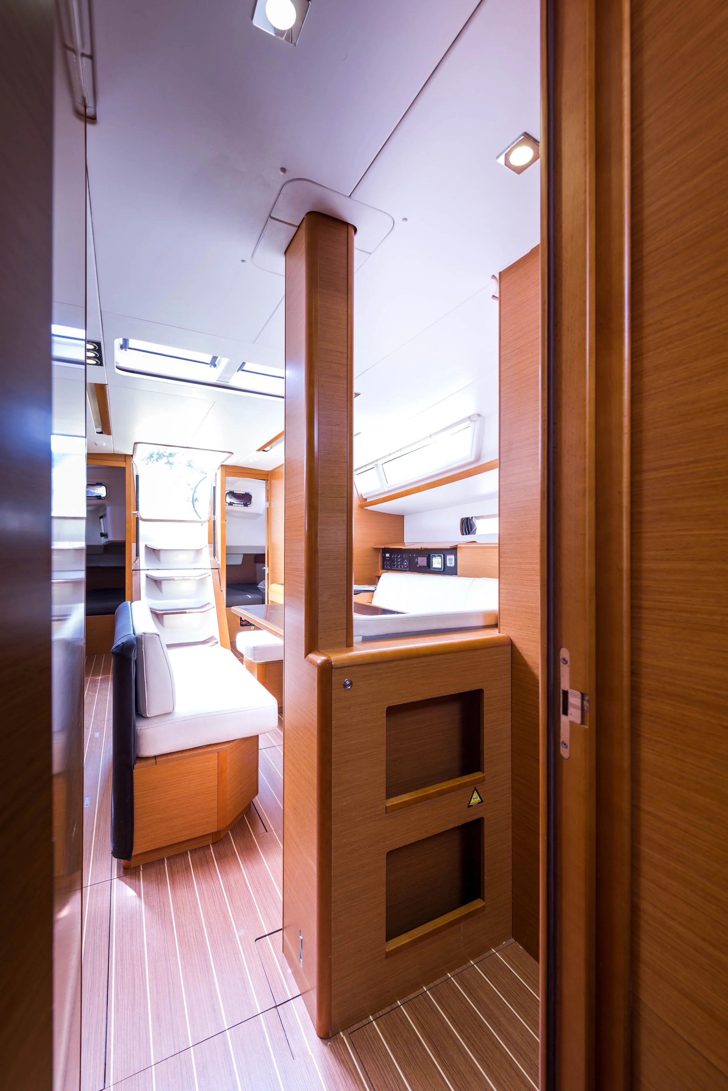 Jeanneau Sun Odyssey 469 (Vega)  - 58
