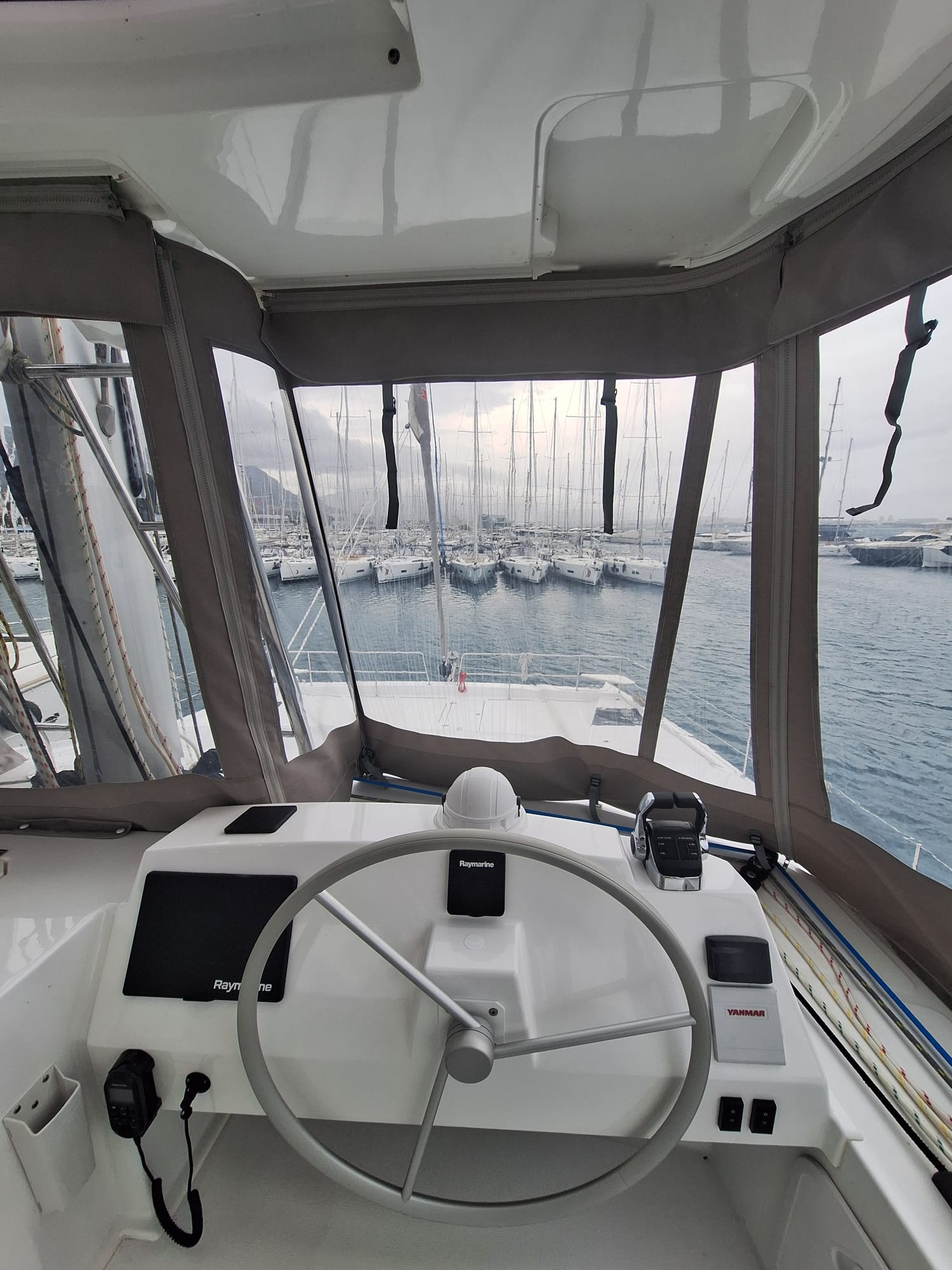 Photo #7 - Bali 5.4 (Gemini) en Kastela - 10130