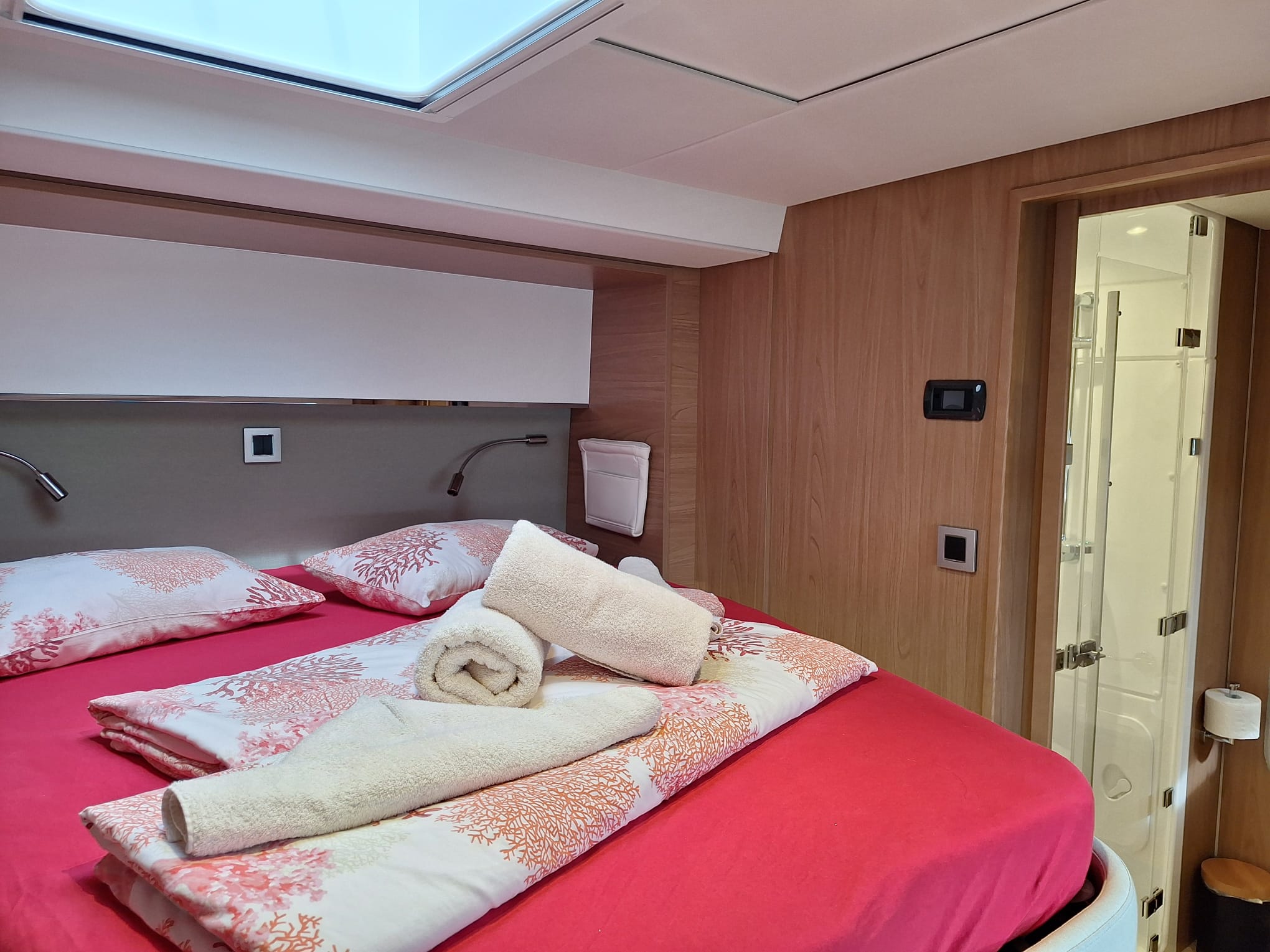 Photo #3 - Bali 5.4 (Gemini) en Kastela - 10130