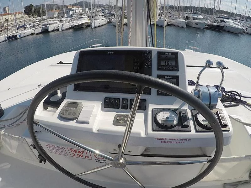 Lagoon 50 (Zuzo 1ST) Lagoon 50 - 46