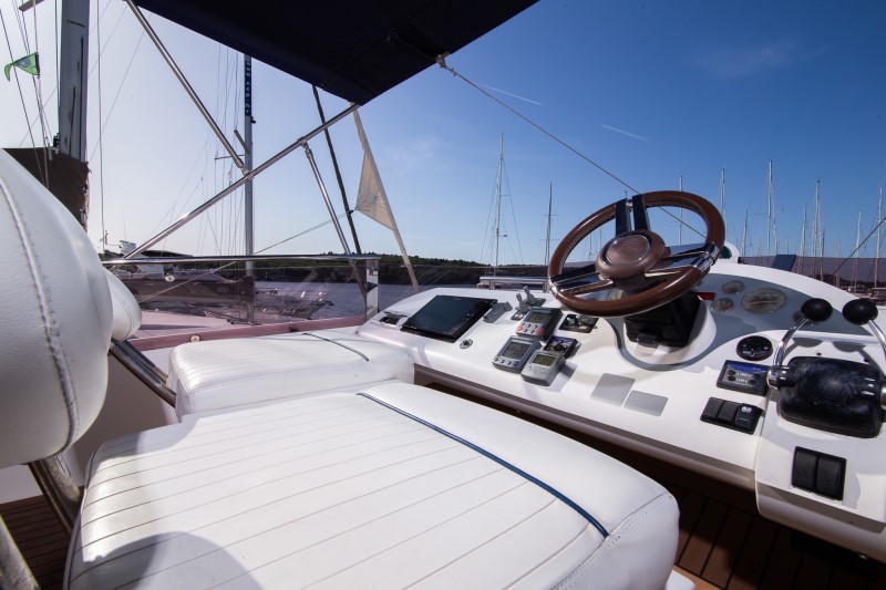 Photo #6 - Fairline Phantom 50 (Luna IV) in Sibenik - 25638
