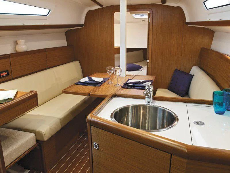 SUN ODYSSEY 30I DL (HAPPY DAY)  - 344