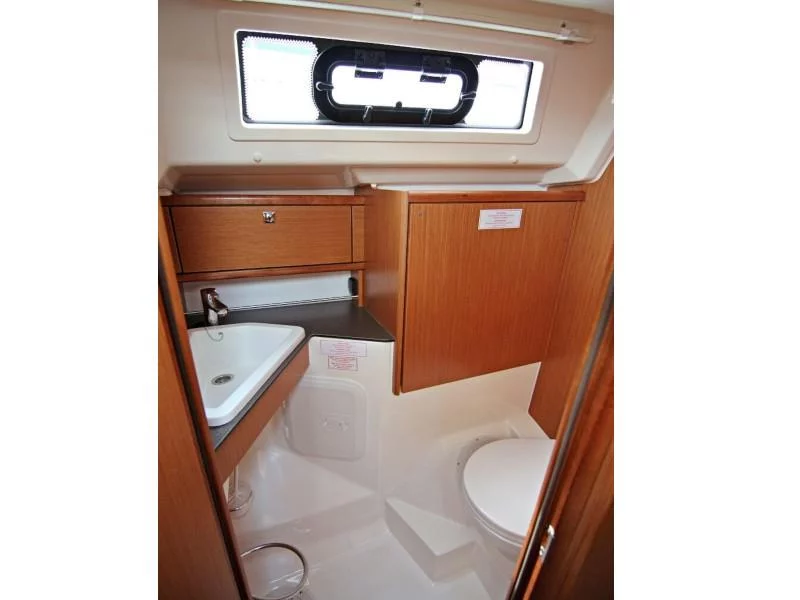 BAVARIA C 34 (LUCY)  - 1