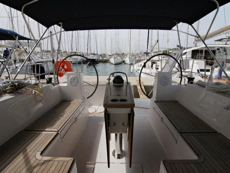 BAVARIA C 45 BT (19) (TWIGGY)  - 5