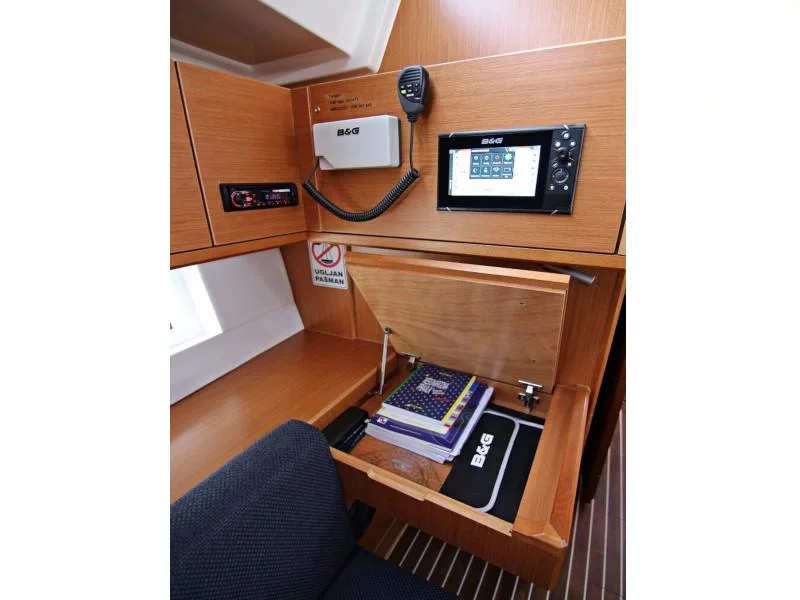 BAVARIA C 45 BT (19) (TWIGGY)  - 10