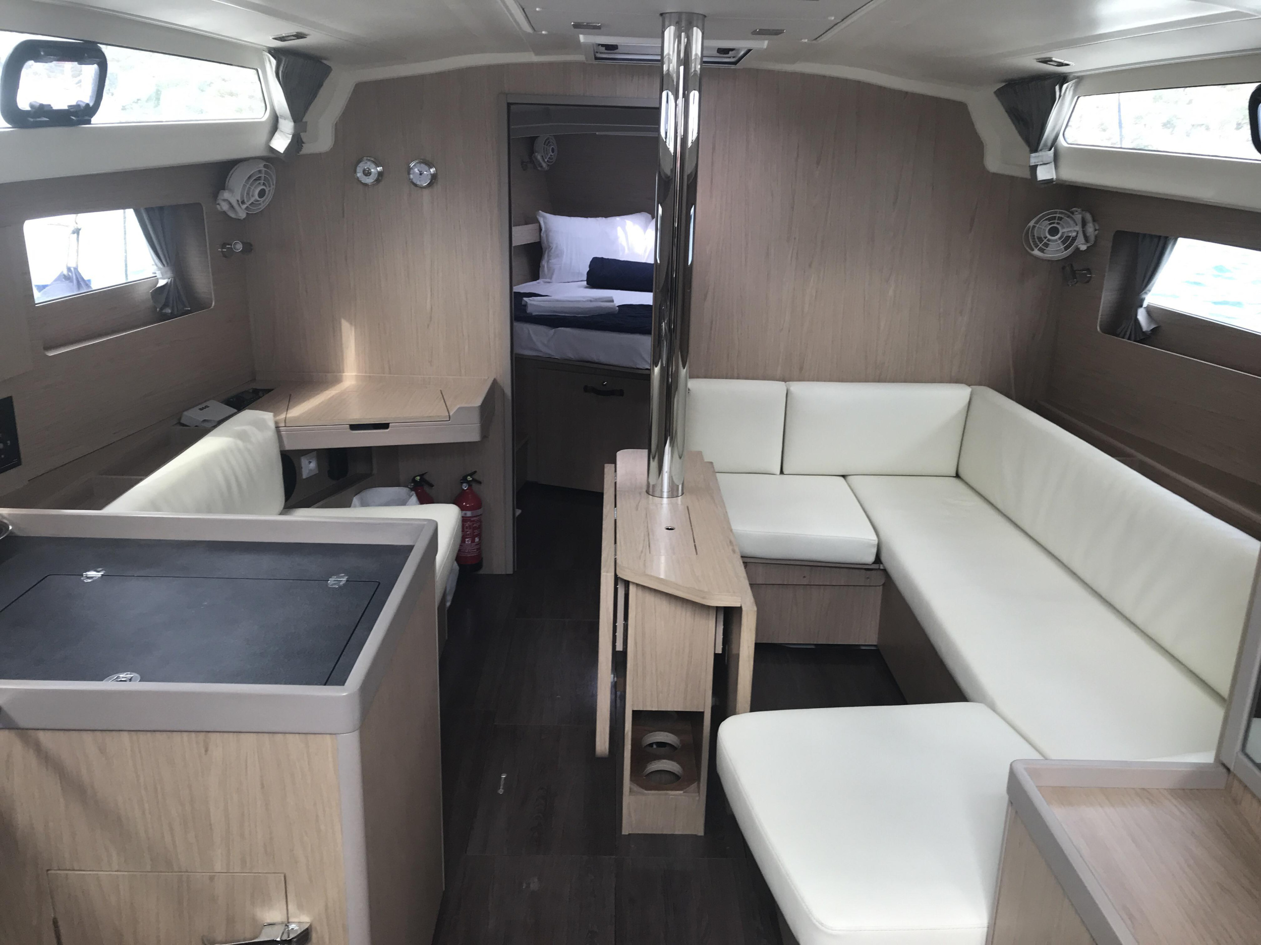 Photo #6 - Oceanis 41.1 (Achemar) en Portorosa - 9861