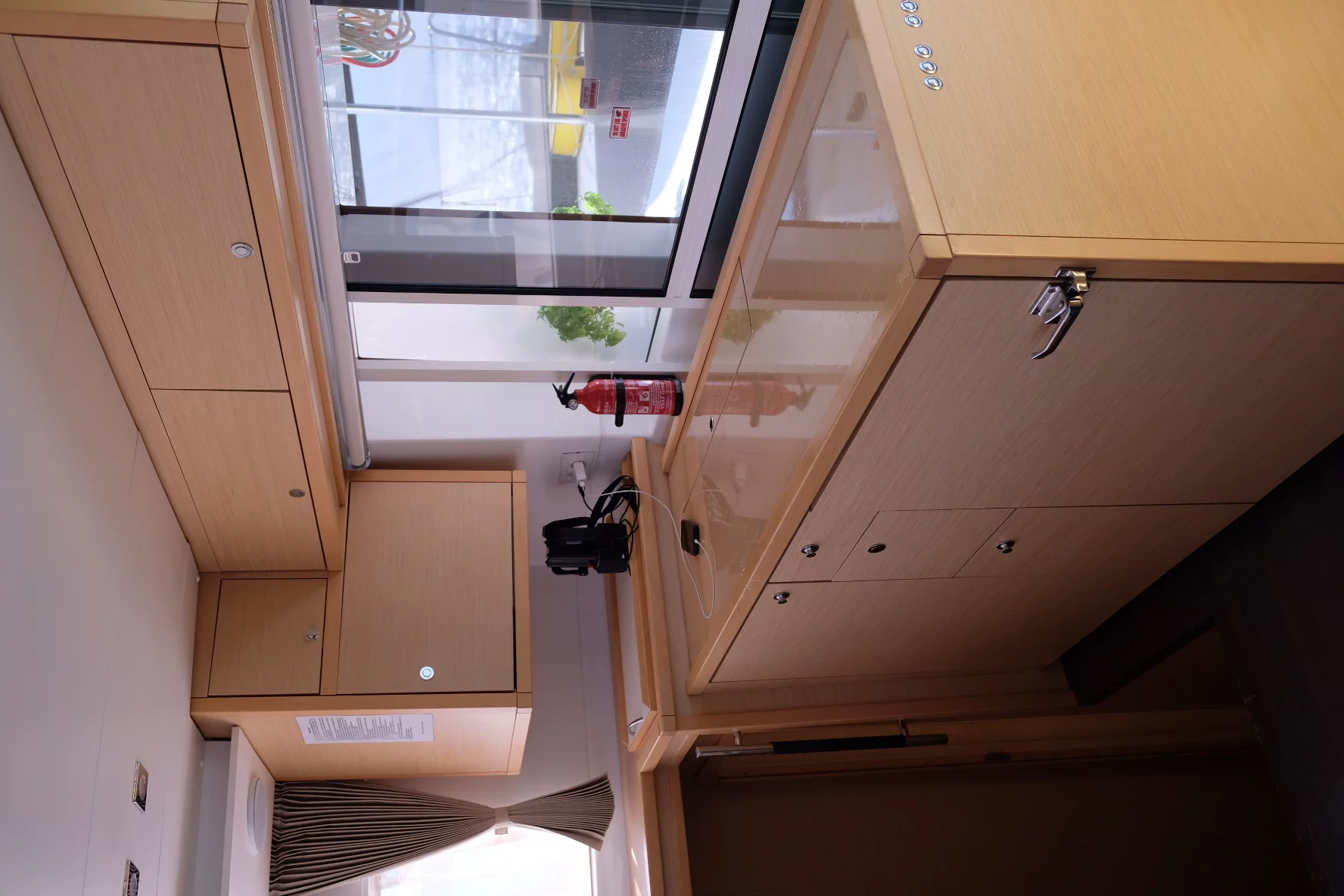 Lagoon 450 Fly (IRIS IV)  - 37