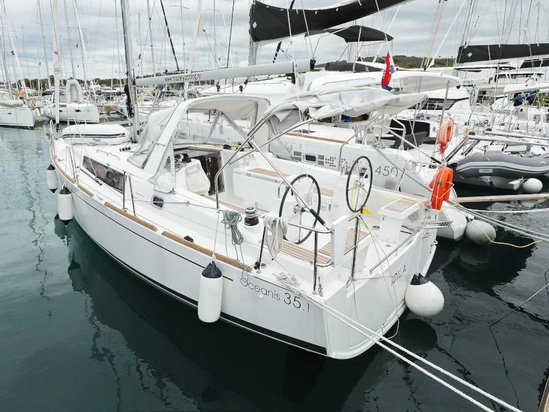 Oceanis 35.1 (IDILA)  - 5