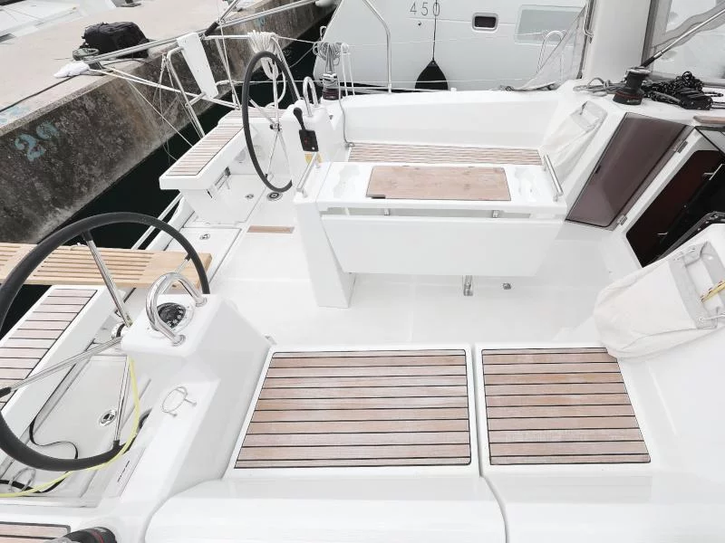 Oceanis 35.1 (IDILA)  - 41