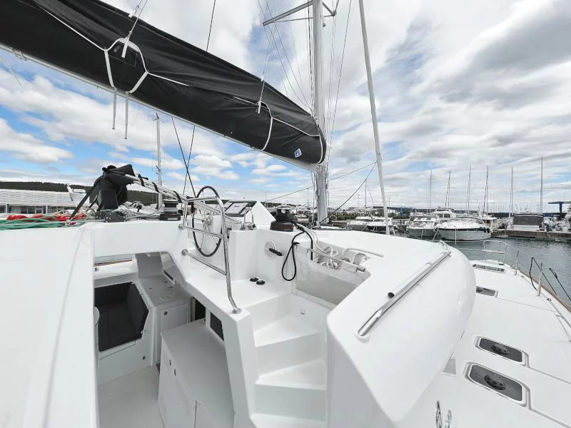 Lagoon 450 F (MUST HAVE)  - 14