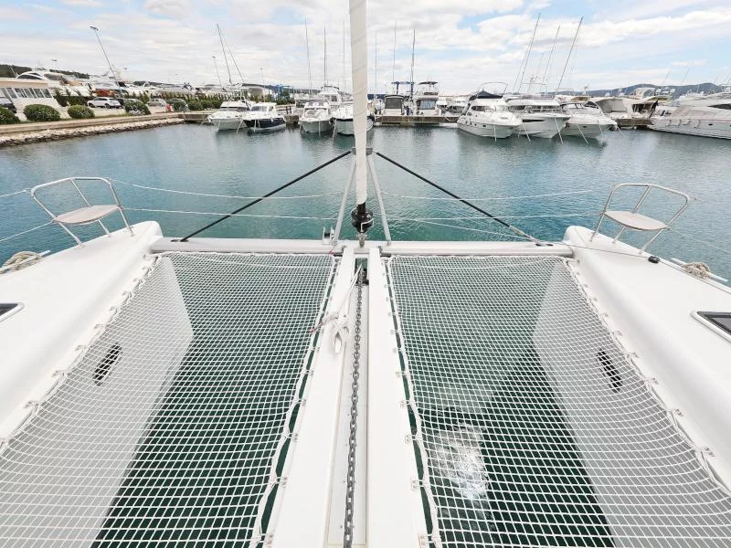Lagoon 450 F (MUST HAVE)  - 48