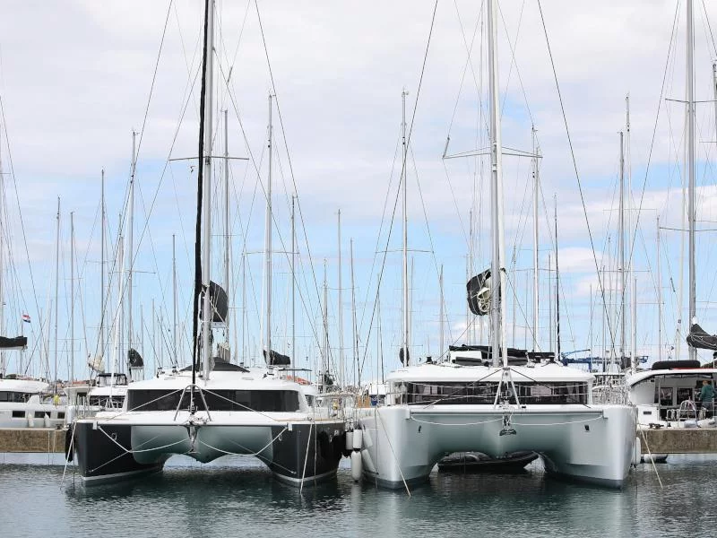 Lagoon 450 F (MUST HAVE)  - 50