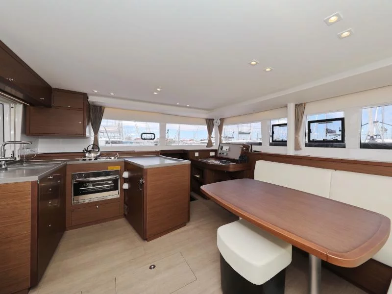 Lagoon 450 SporTop (OASIS) Interior image - 9