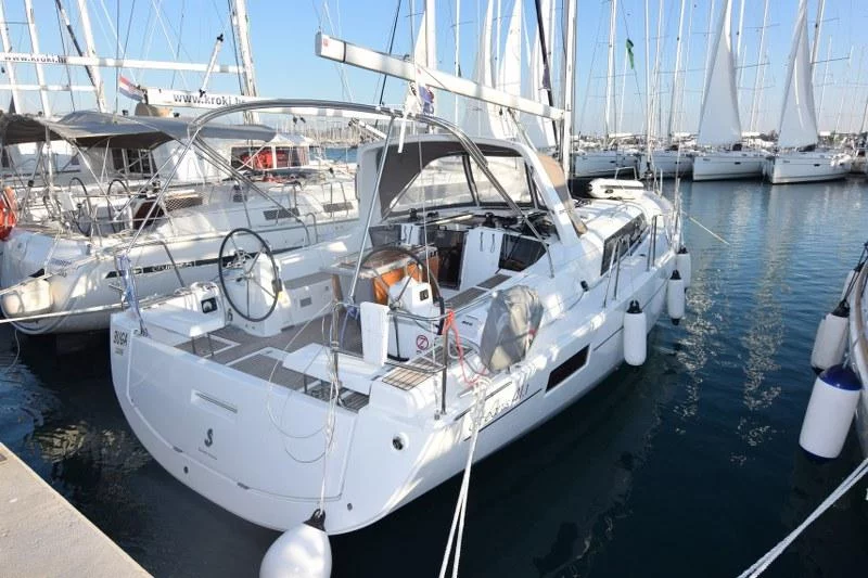 Oceanis 41.1 (BUGA)  - 10