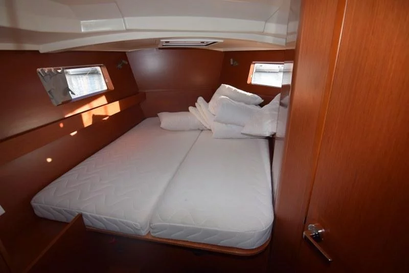 Oceanis 41.1 (BUGA)  - 9