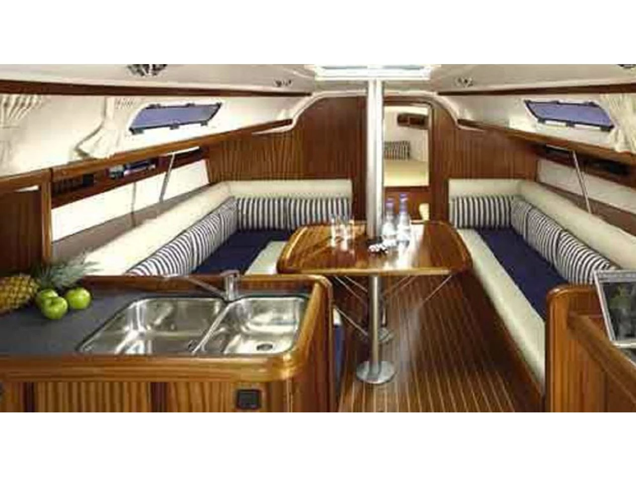 Bavaria 38 Match (Gipsy) Interior image - 1