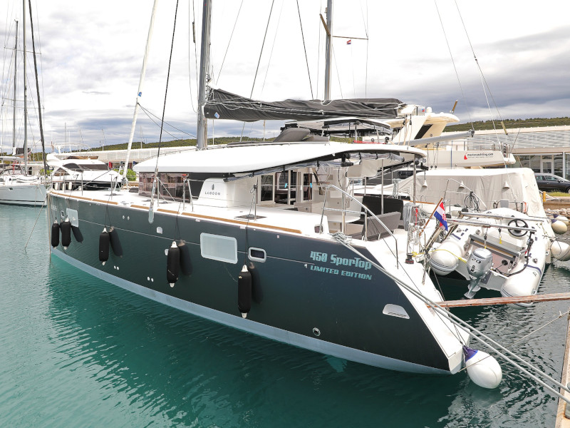 Photo #37 - Lagoon 450 SporTop (OASIS) in Sukosan - 24286