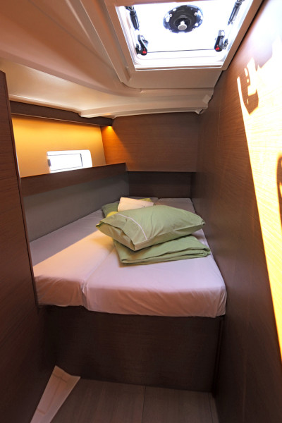 Photo #4 - Sun Odyssey 490 (Avra) in Lavrion - 8001
