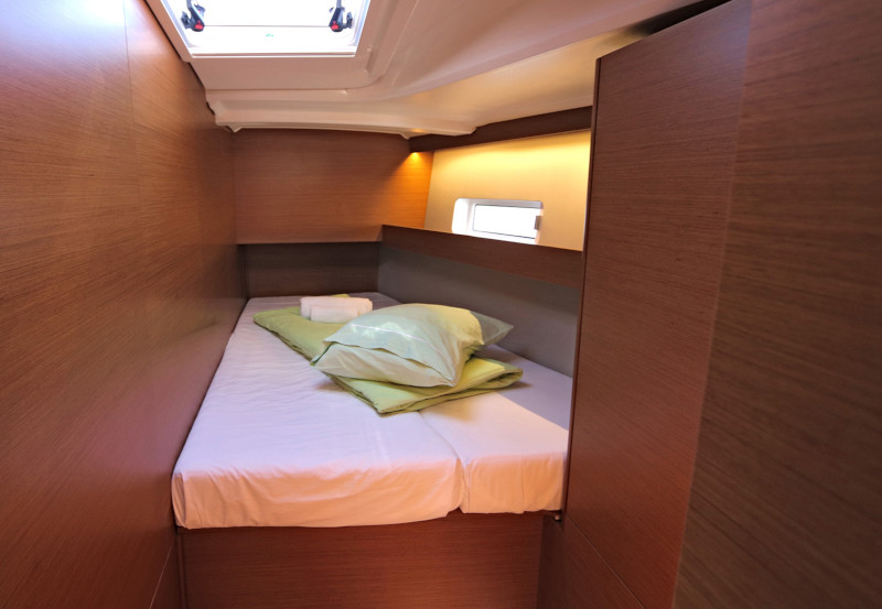 Photo #6 - Sun Odyssey 490 (Avra) in Lavrion - 8001