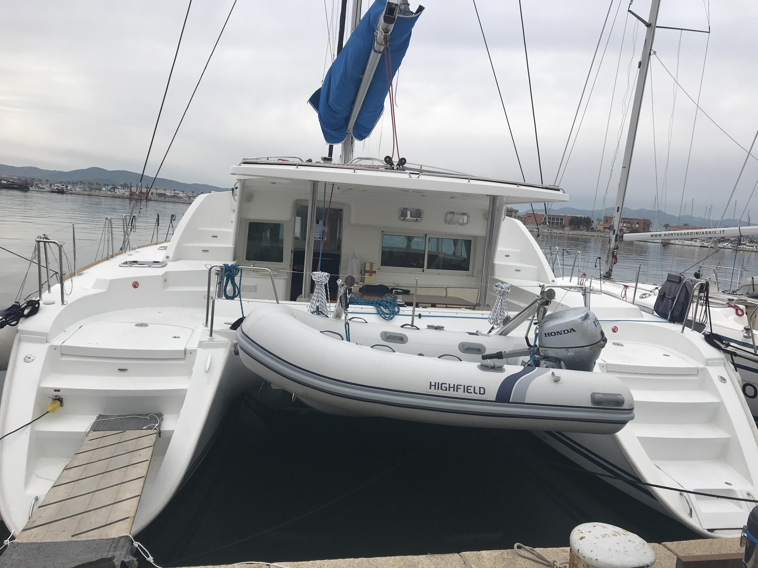 Photo #2 - Lagoon 440 (Isis) en Portisco - 9852