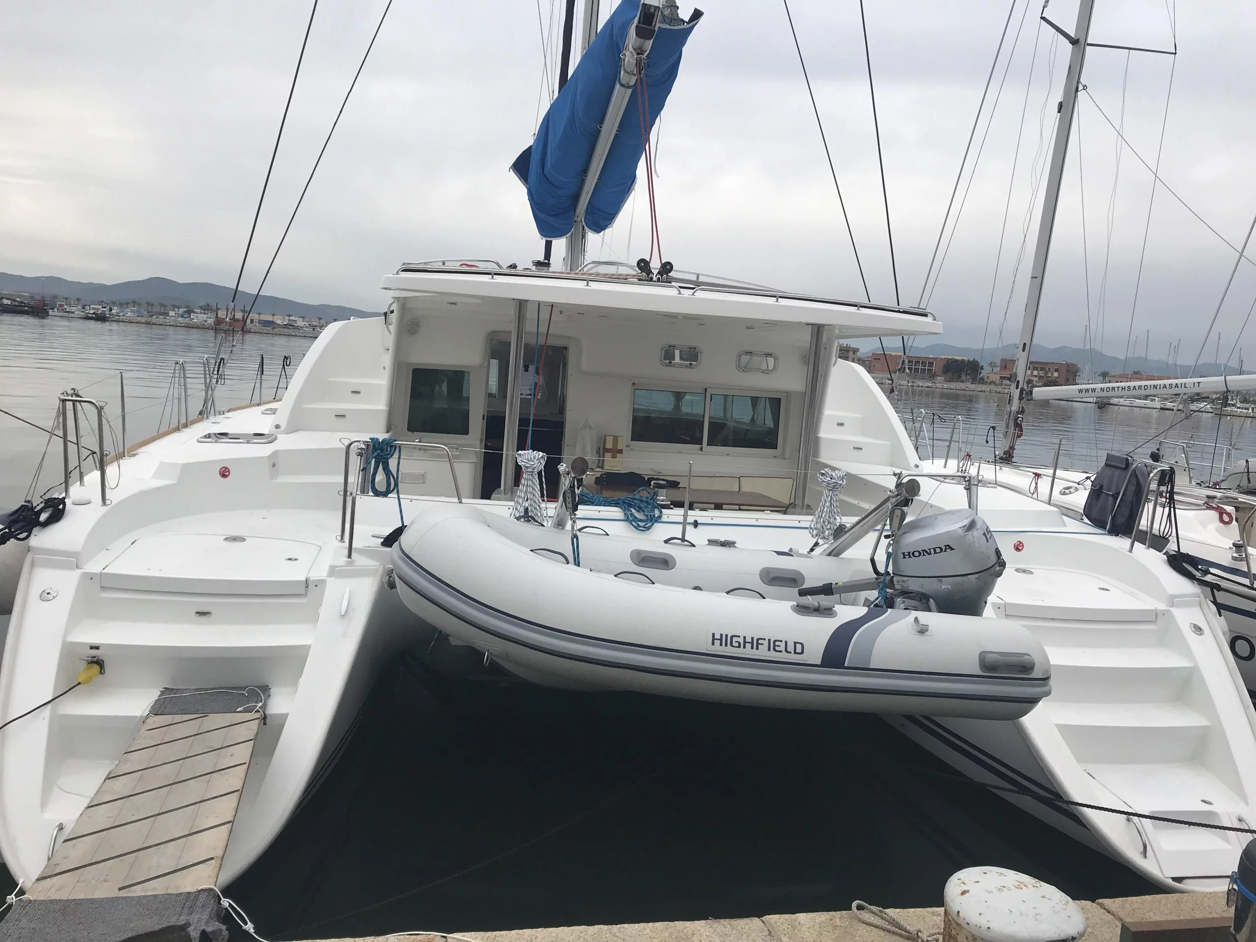 Lagoon 440 (Isis)  - 1