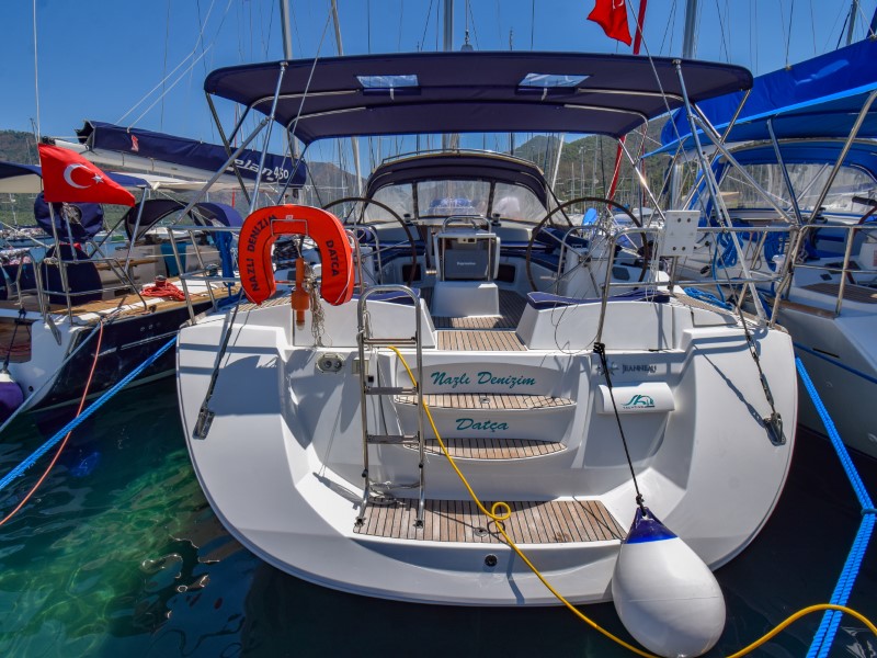 Photo #1 - Jeanneau 53 (Nazli Denizim) en Marmaris - 7700