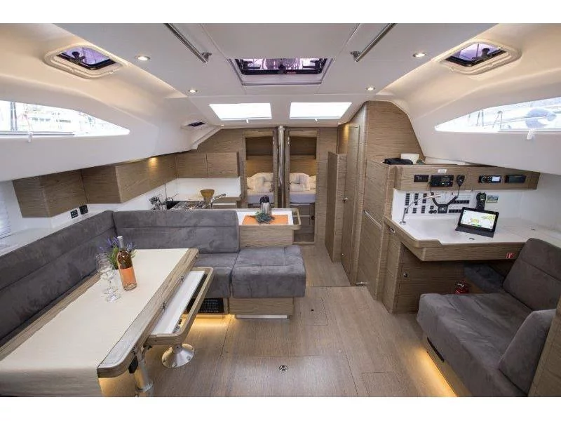 Elan Impression 50 (5+1) (BINGO) Interior image - 18