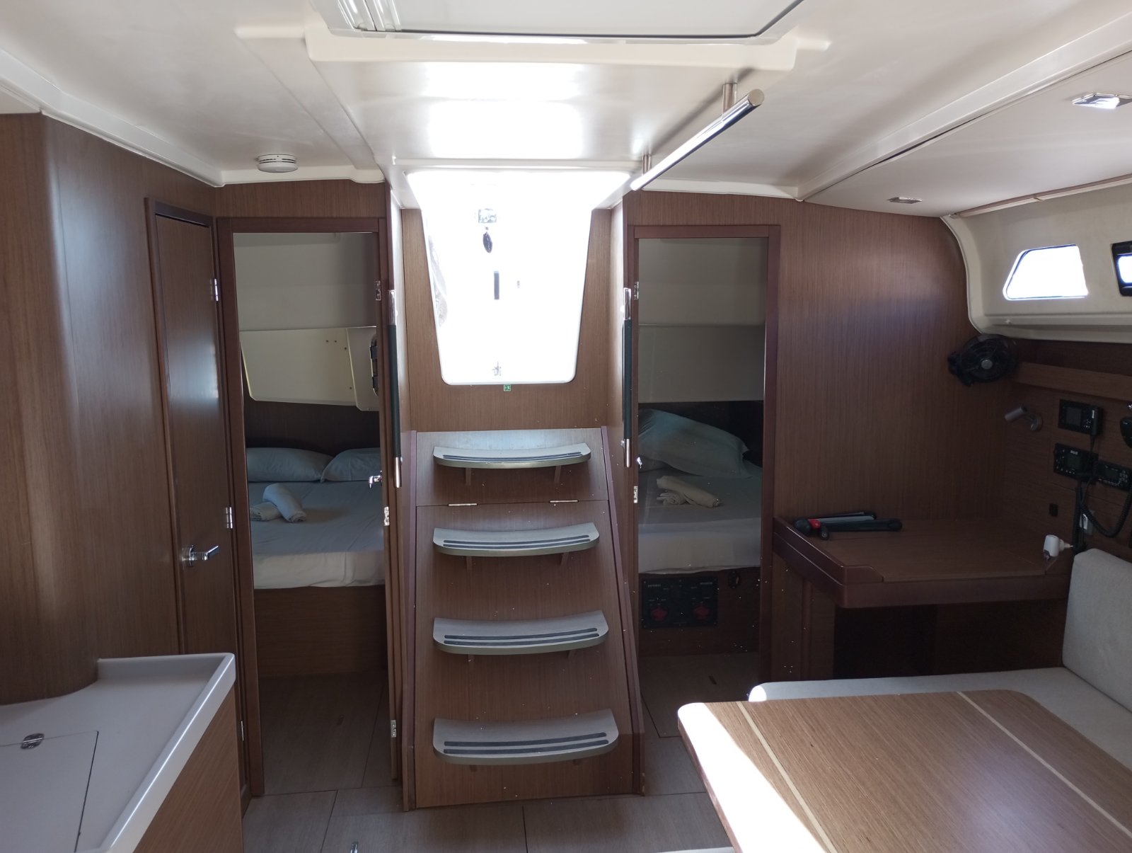 Oceanis 40.1 — photo 6