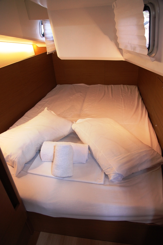 Sun Odyssey 410 — photo 9