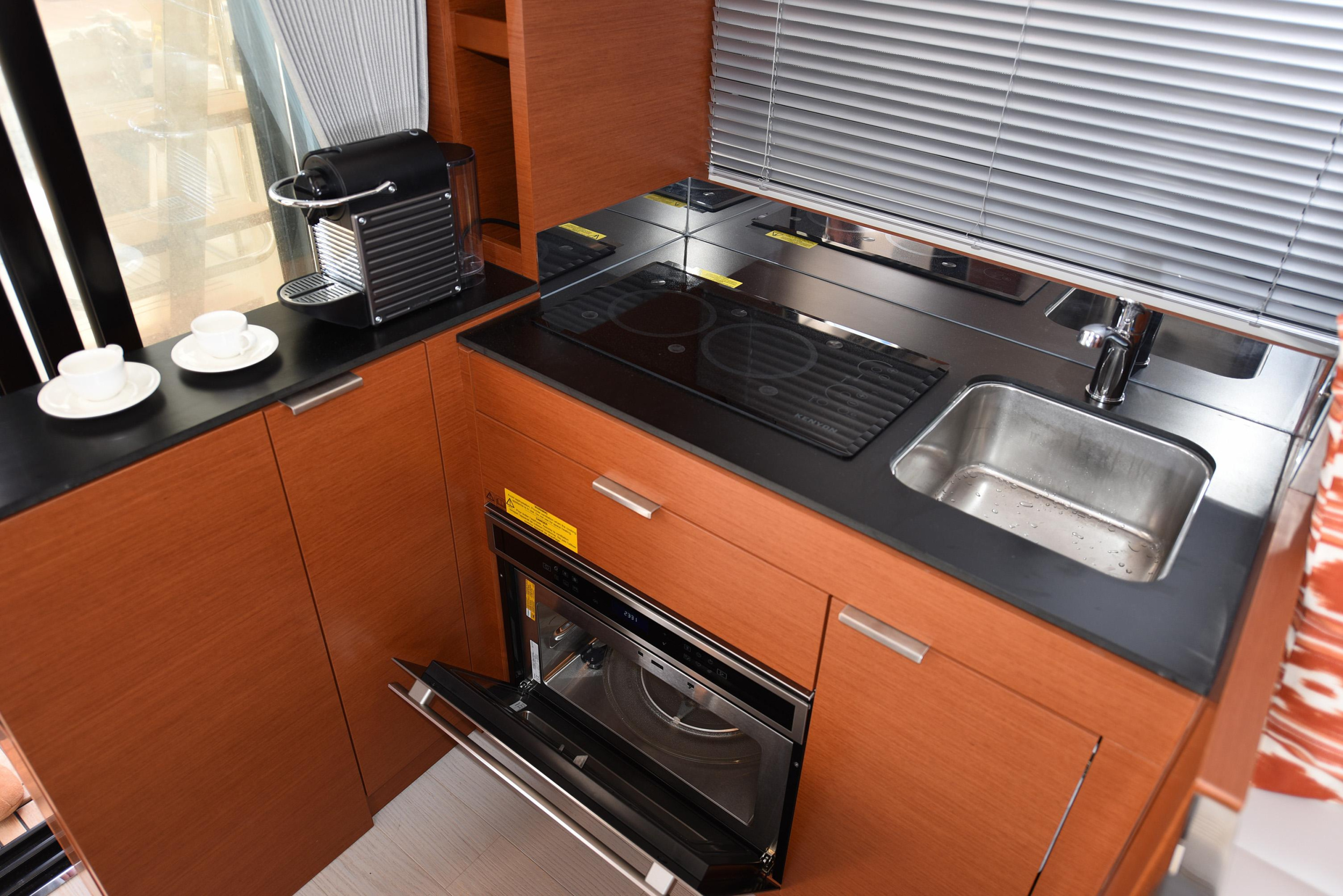 Photo #7 - Prestige 420 New (My Love II) in El Arenal - 9520