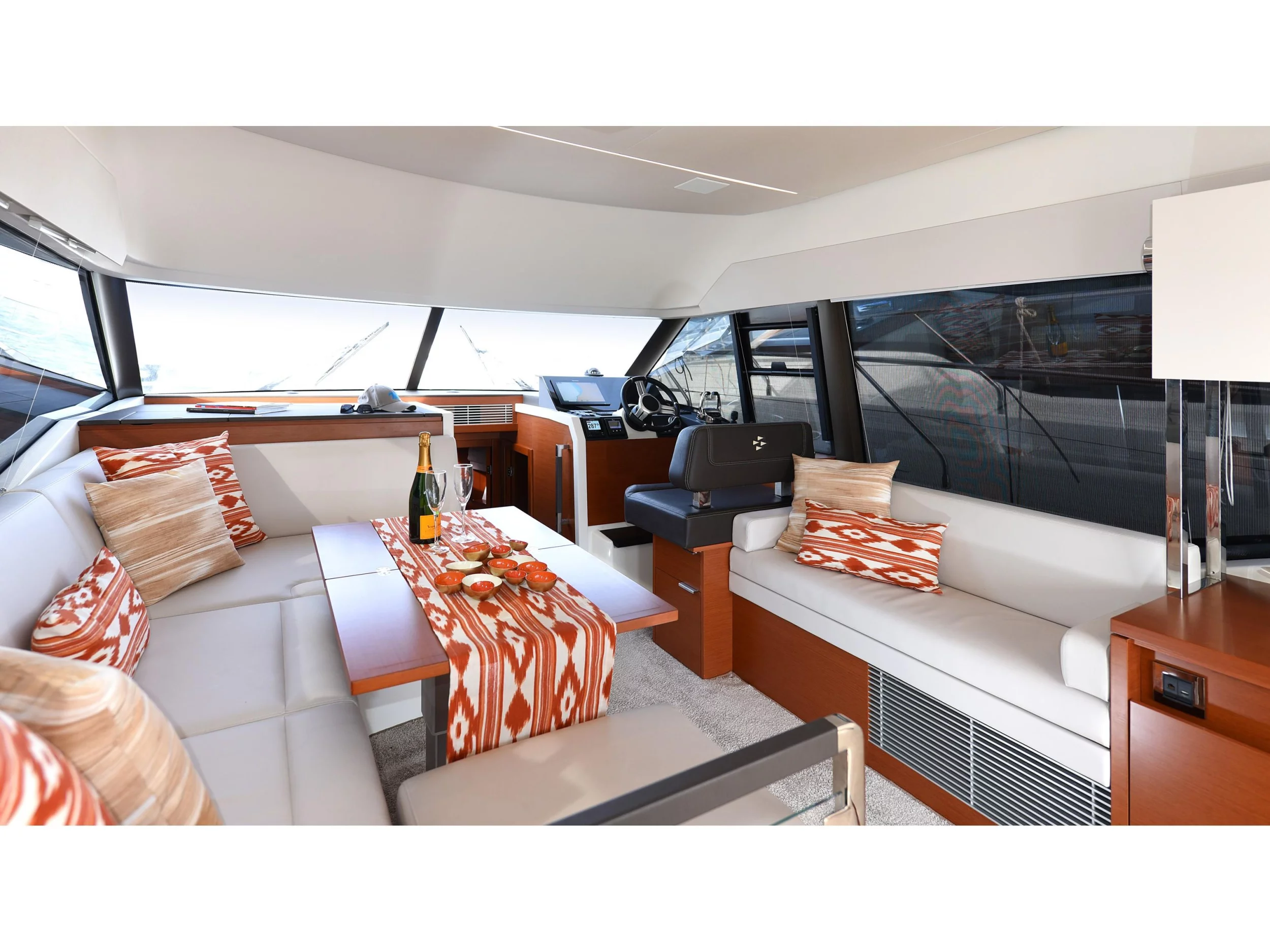 Prestige 420 New (My Love II) Interior image - 9