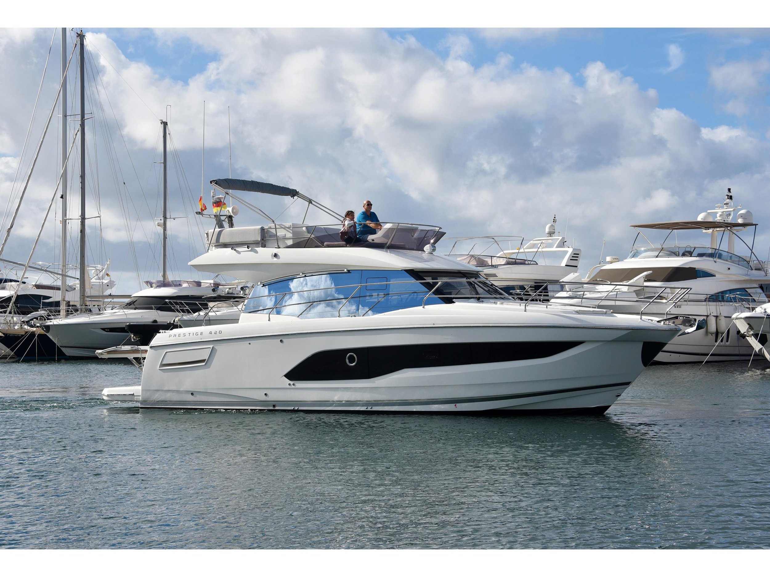 Photo #1 - Prestige 420 New (My Love II) in El Arenal - 9520