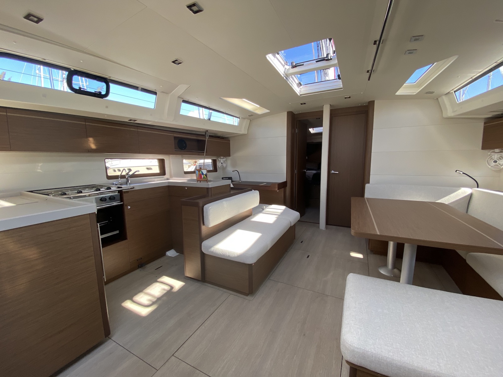 Photo #8 - Oceanis 51.1 (Kallisto) en Athènes - 10687