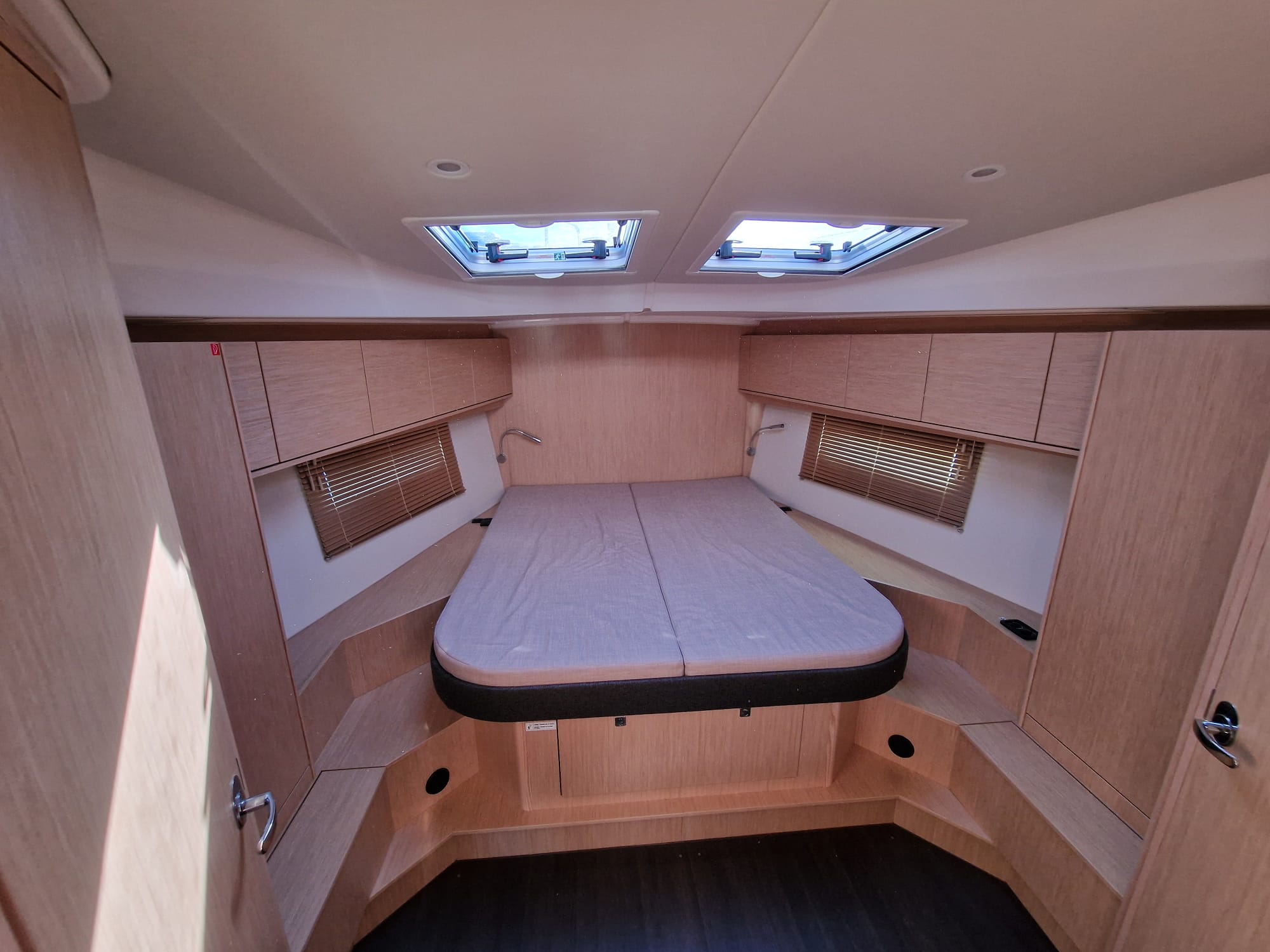 Bavaria C46 — photo 6