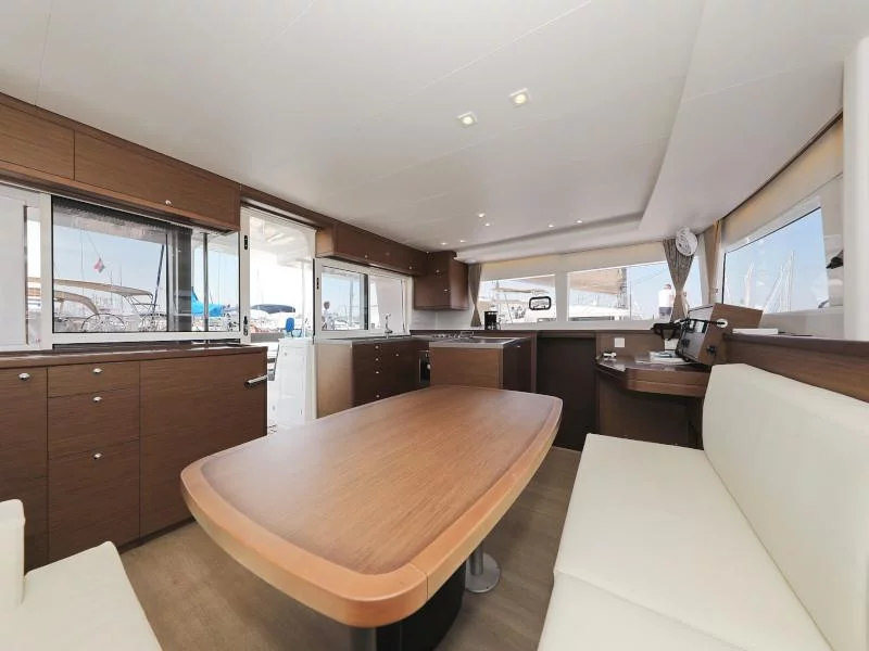 Lagoon 450 F (HOT STUFF) Interior image - 51