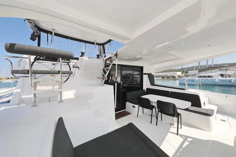 Lagoon 42 (ROYAL SALUTE)  - 56