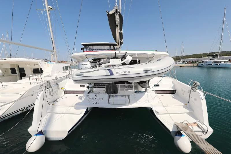 Lagoon 42 (ROYAL SALUTE)  - 11
