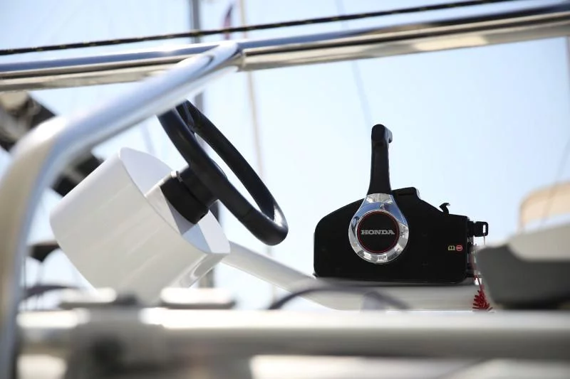 Lagoon 42 (ROYAL SALUTE)  - 78