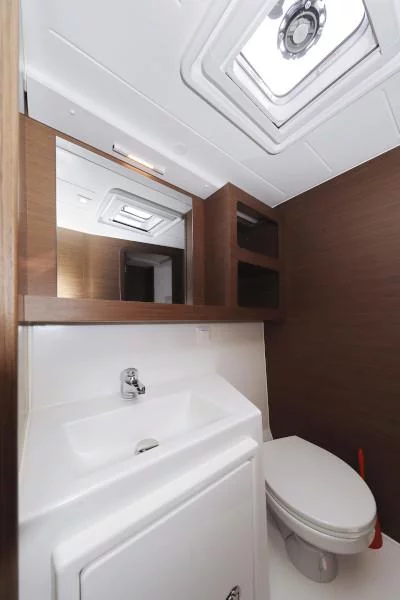 Lagoon 42 (ROYAL SALUTE)  - 7