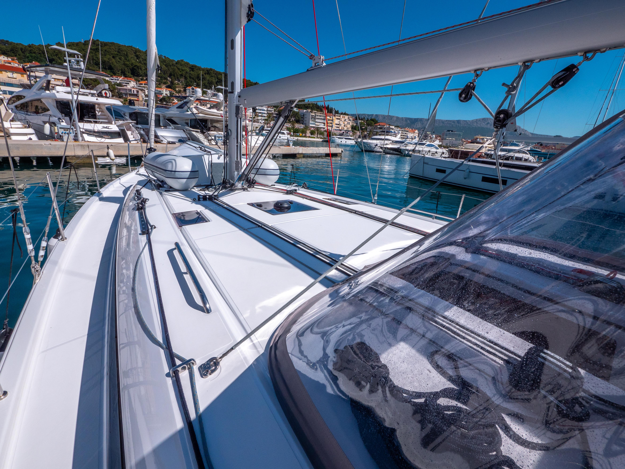 Photo #16 - Oceanis 40.1 (MAMMA MIA) in Split - 10663