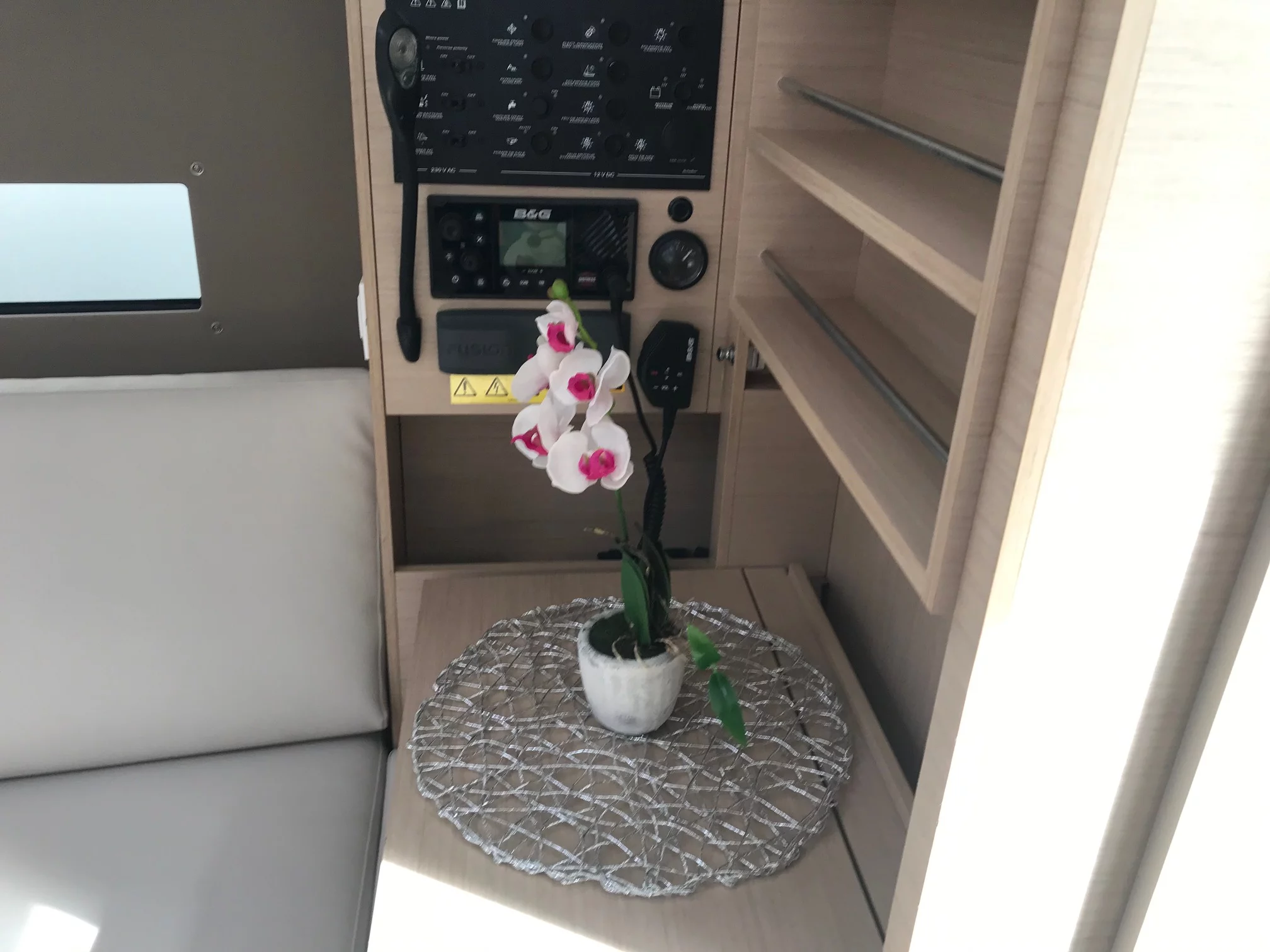 Oceanis 30.1 (Mimosa)  - 2