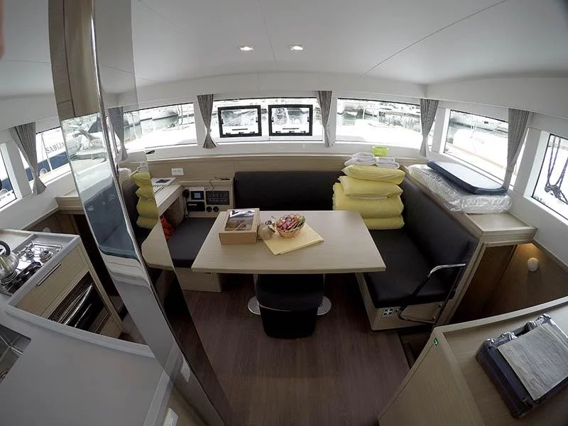 Lagoon 40 (DUPLO II) Interior image - 7