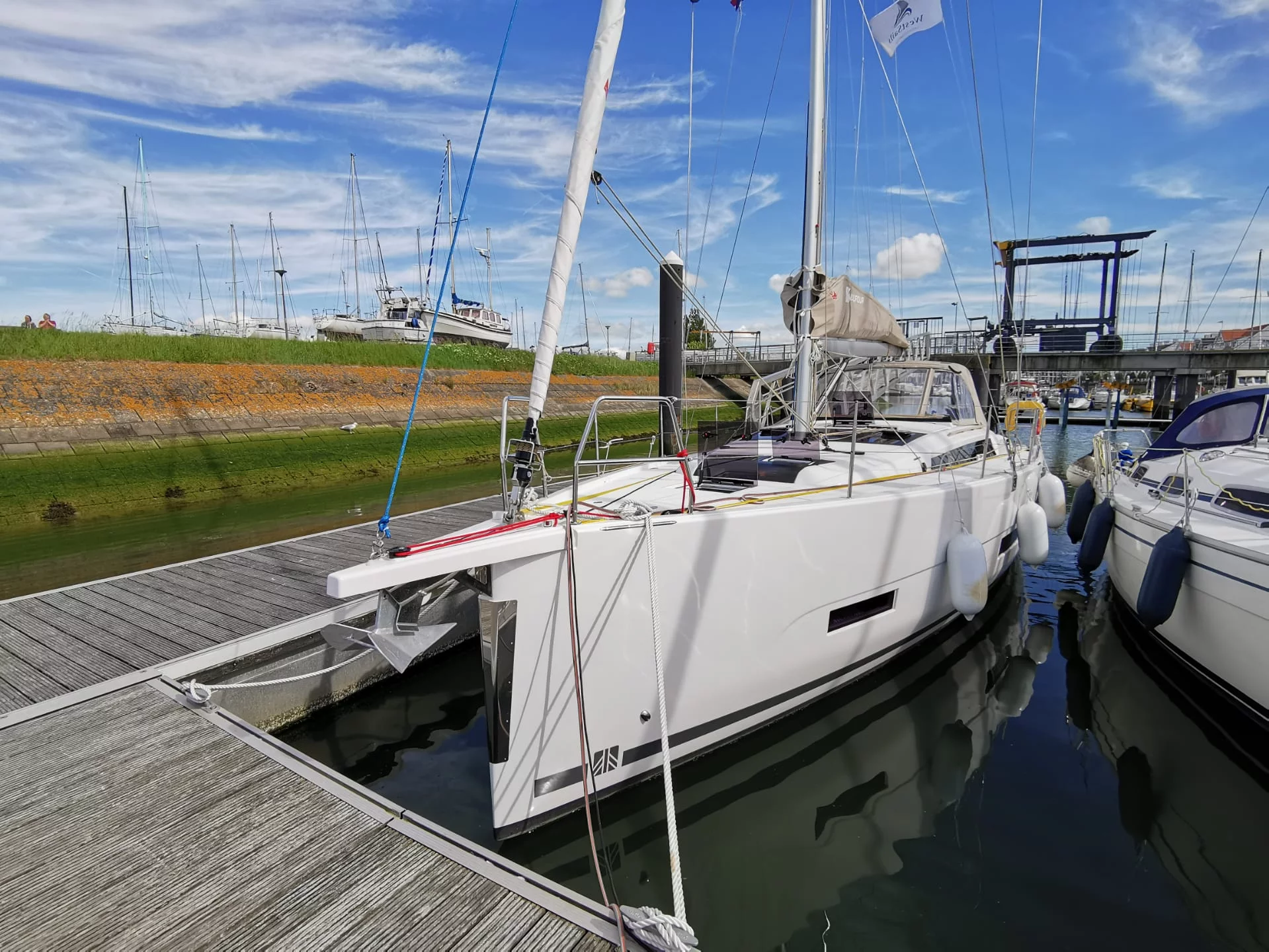 Dufour 390 Grand Large (Antares)  - 18